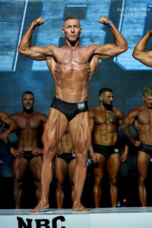 CLASSIC PHYSIQUE НОВИЧКИ